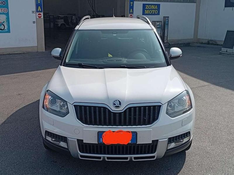 Usata Skoda Yeti Elegance 140 CV (102 kW) 2014 Bianco SUV