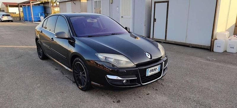 Usata Renault Laguna III 173 CV (127 kW) 2011 Berlina
