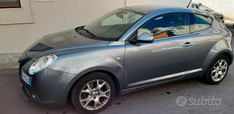 Usata Alfa Romeo MiTo 120 CV (88 kW) 2009 Grigio Utilitaria