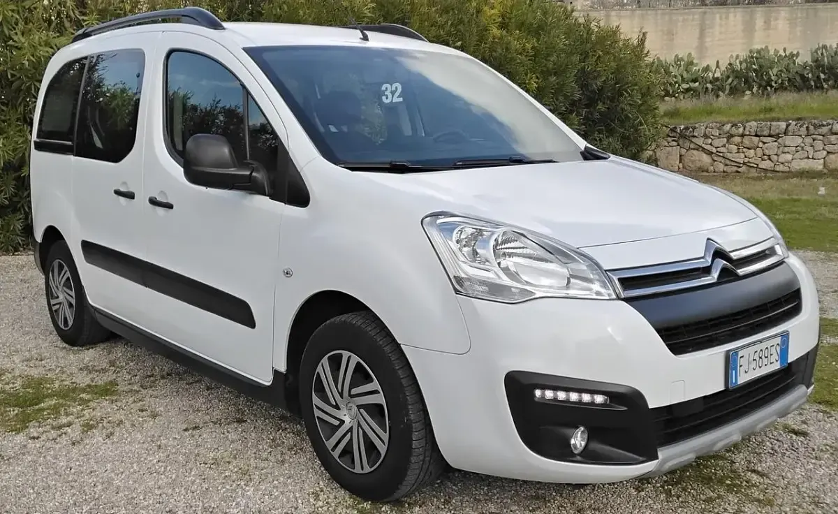 Usata Citroën e-Berlingo Feel 99 CV (72 kW) 2017 Bianco Monovolume