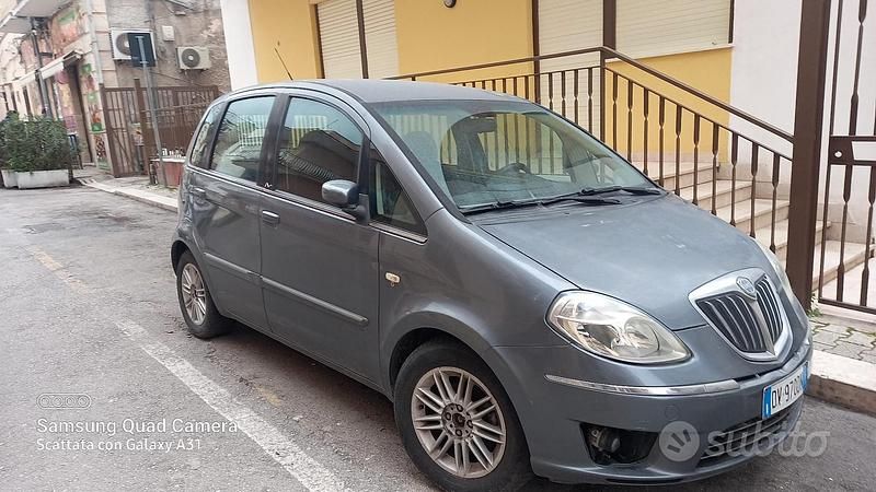 Usata Lancia Musa 75 CV (55 kW) 2009 Monovolume