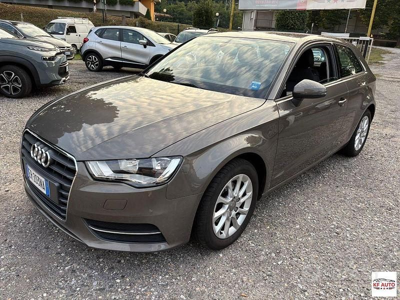 Marrone Usata 2013 Audi A3 Ambition Tre volumi | 8400 € (Ottimo prezzo) - Immagine 1/4