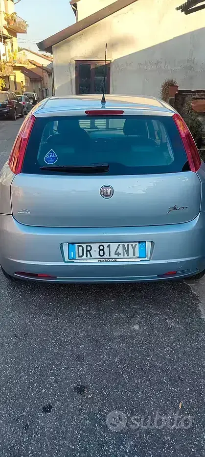 Usata Fiat Grande Punto 65 CV (47 kW) 2008 Grigio Utilitaria