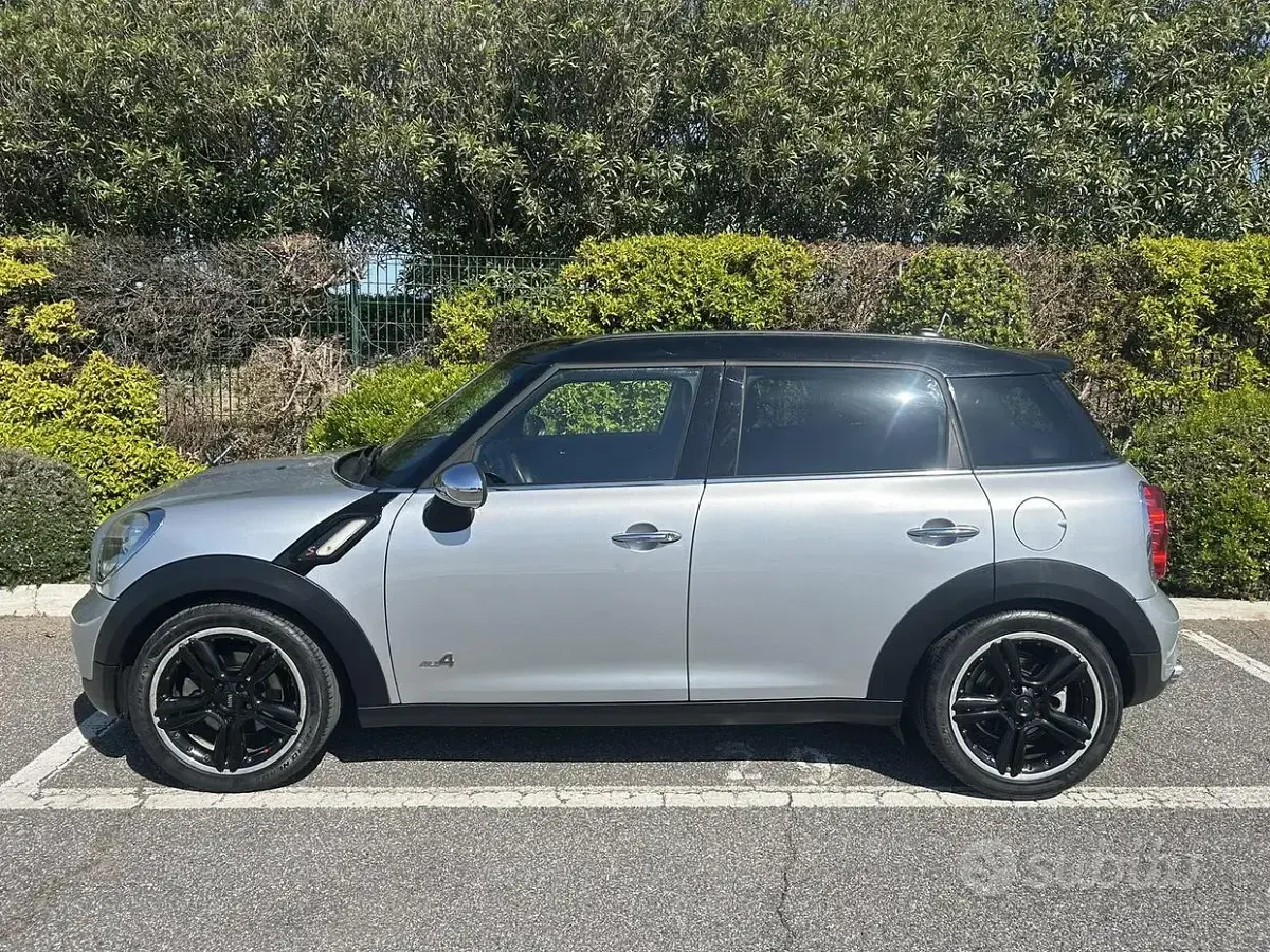 Usata Mini Countryman 143 CV (105 kW) 2011 Grigio SUV