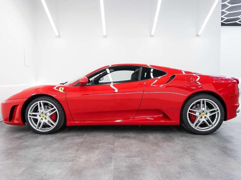 Usata Ferrari F430 490 CV (360 kW) 2006 Rosso Coupé