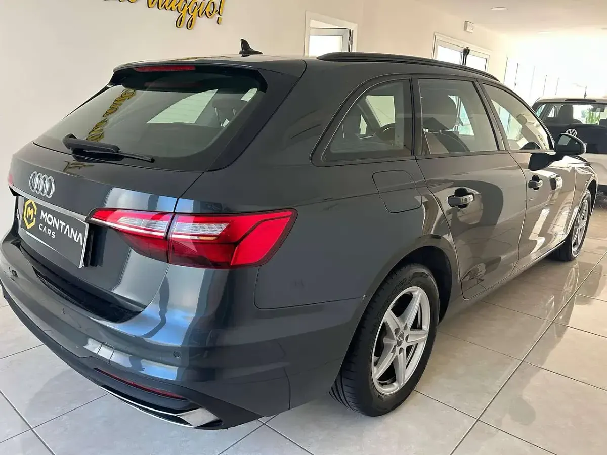 Usata Audi A4 Ambiente 163 CV (119 kW) 2020 Grigio Station wagon