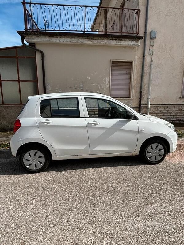 Usata 2016 Suzuki Celerio Due volumi | 4400 € (Ottimo prezzo) - Immagine 1/4