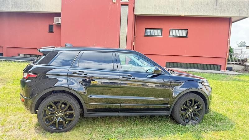 Usata Land Rover Range Rover evoque 2019 Nero SUV