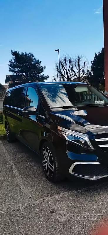 Usata Mercedes V250 Premium 2020 Nero Monovolume