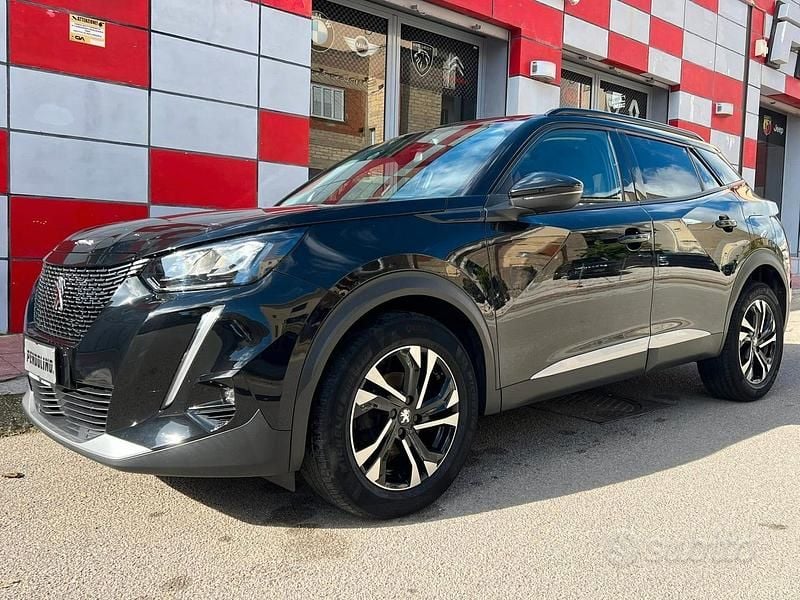 Usata Peugeot 2008 Allure 110 CV (80 kW) 2021 Nero SUV