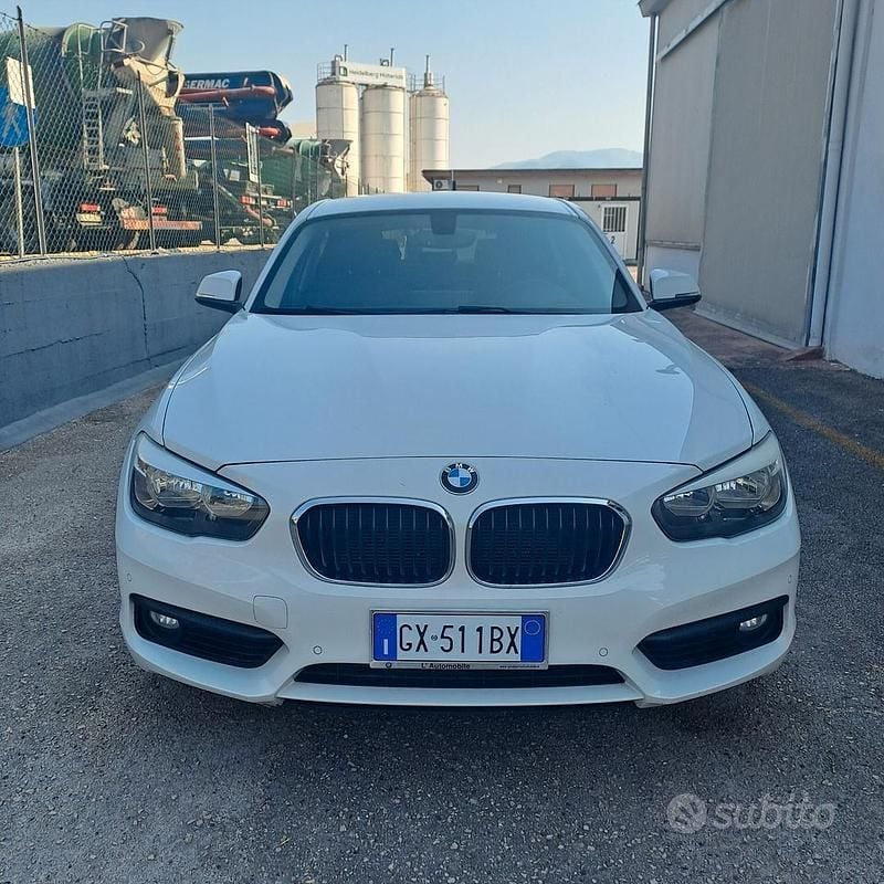 Usata BMW 118 150 CV (110 kW) 2018 Bianco Utilitaria