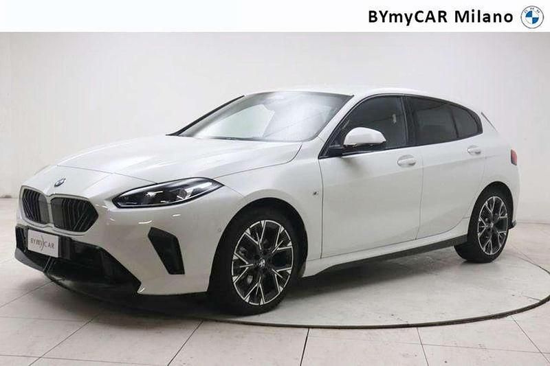 Bianco alpino Usata 2024 BMW 118 M Sport Utilitaria | 29.000 € - Immagine 1/3