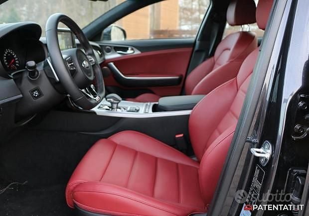 Usata Kia Stinger 200 CV (147 kW) 2019 Bianco Utilitaria