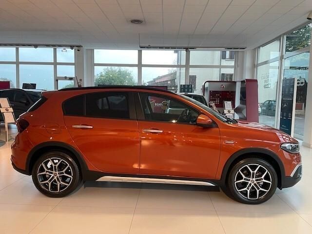 Usata Fiat Tipo 130 CV (95 kW) 2023 Arancione Station wagon