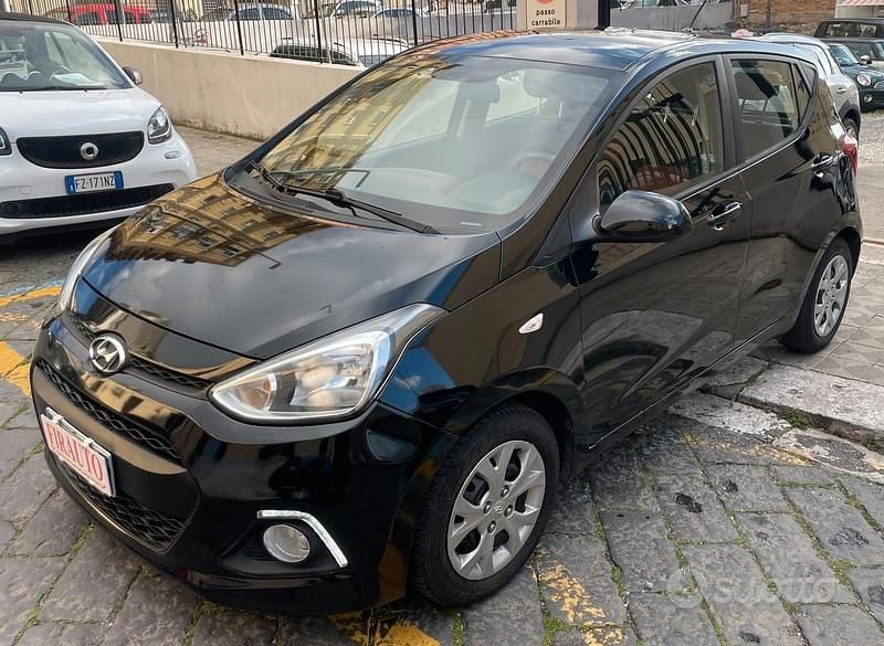 Usata Hyundai i10 Style 66 CV (48 kW) 2014 Nero Utilitaria