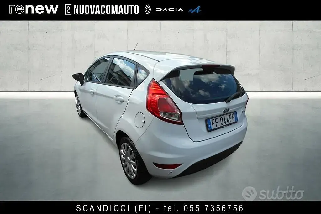 Usata Ford Fiesta 75 CV (55 kW) 2016 Bianco Utilitaria