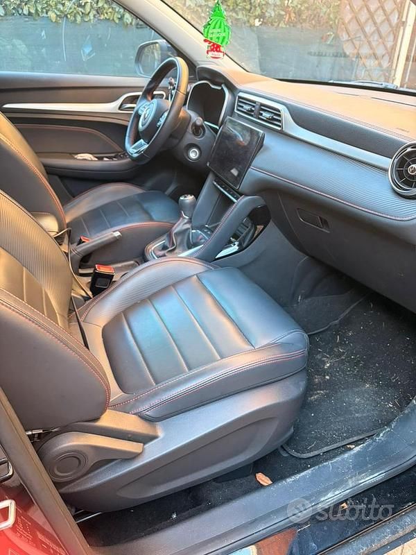 Usata MG ZS 2023 Nero Monovolume