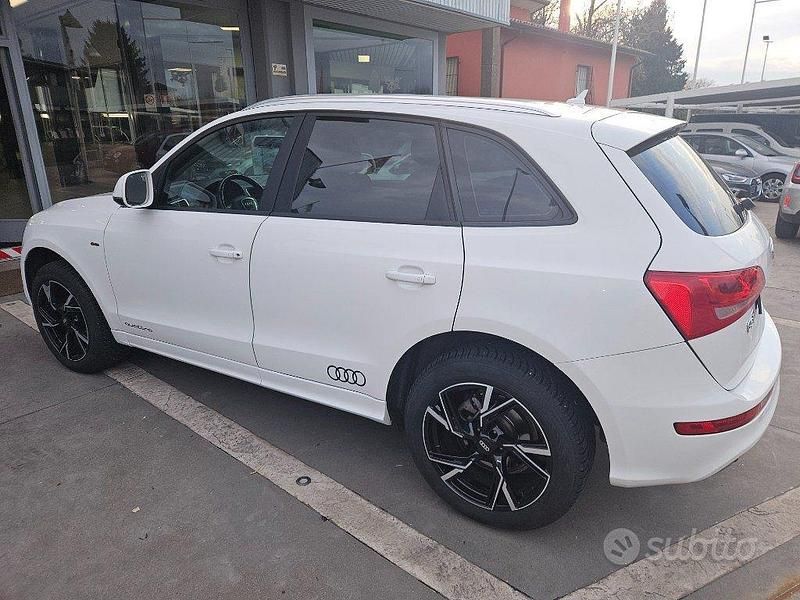 Usata Audi Q5 170 CV (125 kW) 2010 Bianco pastello SUV