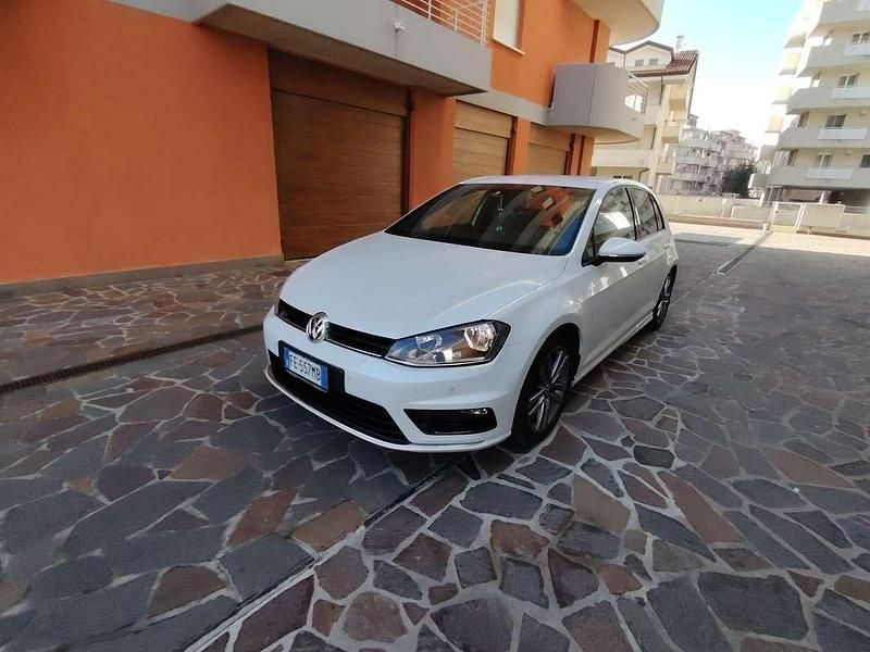 Usata VW Golf VII Edition 125 CV (91 kW) 2016 Berlina