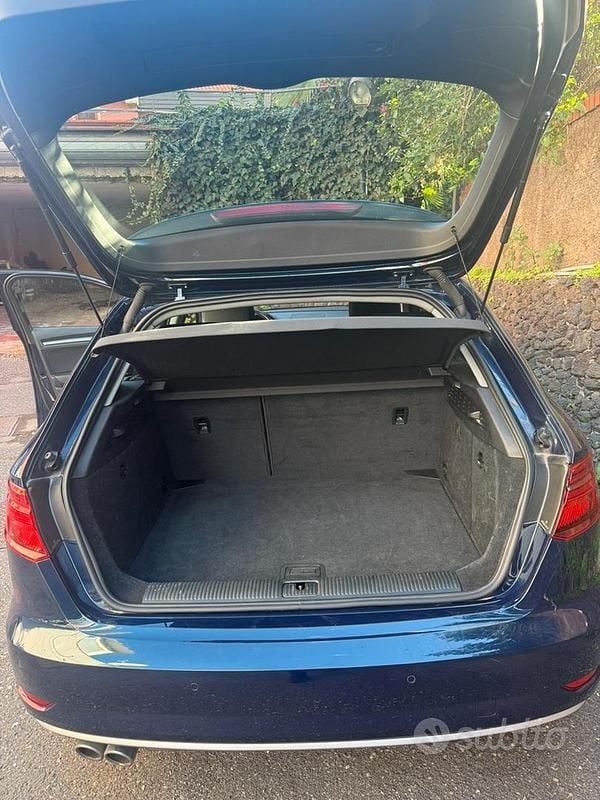 Usata Audi A3 150 CV (110 kW) 2018 Blu Berlina