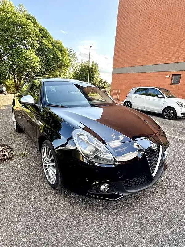 Usata Alfa Romeo Giulietta 120 CV (88 kW) 2019 Nero Utilitaria