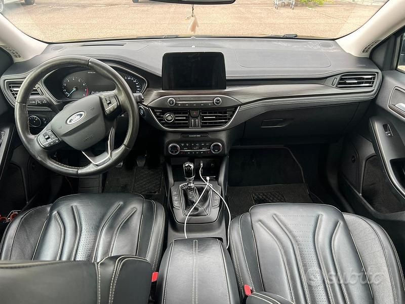 Usata Ford Focus Vignale 125 CV (91 kW) 2020 Nero Berlina