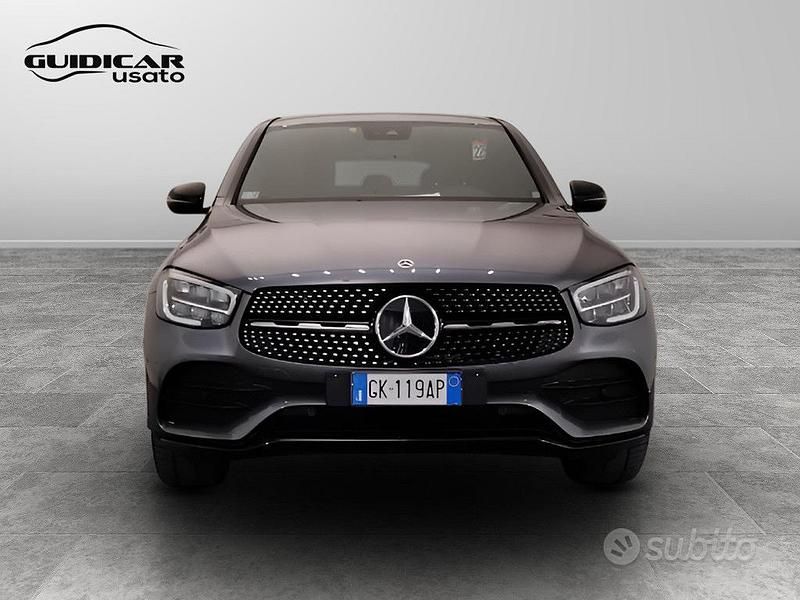 Usata Mercedes GLC300 Edition 194 CV (142 kW) 2022 Grigio Coupé