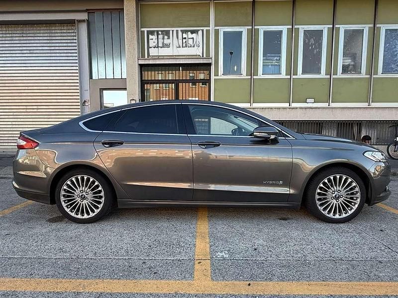 Usata Ford Mondeo Vignale 140 CV (102 kW) 2018 Berlina