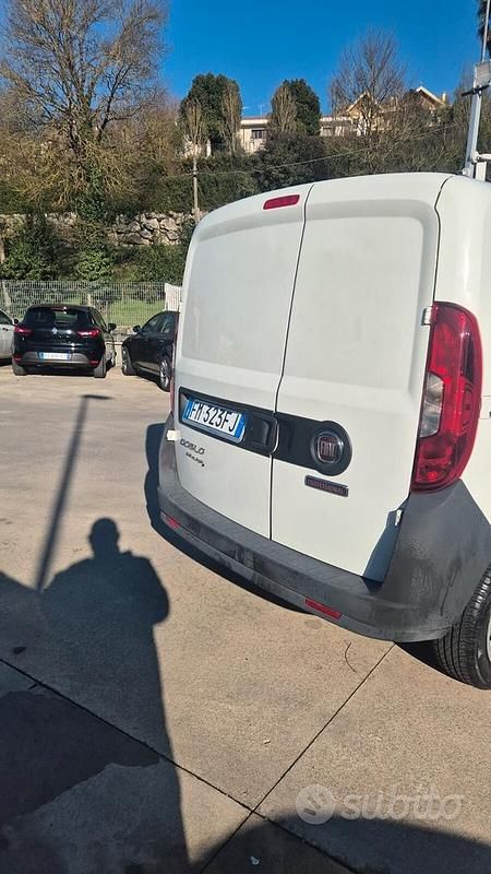 Usata Fiat Doblò 95 CV (69 kW) 2017 Bianco Monovolume