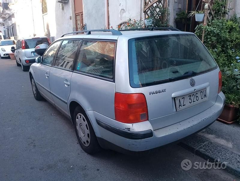 Usata VW Passat 2004 Grigio Berlina