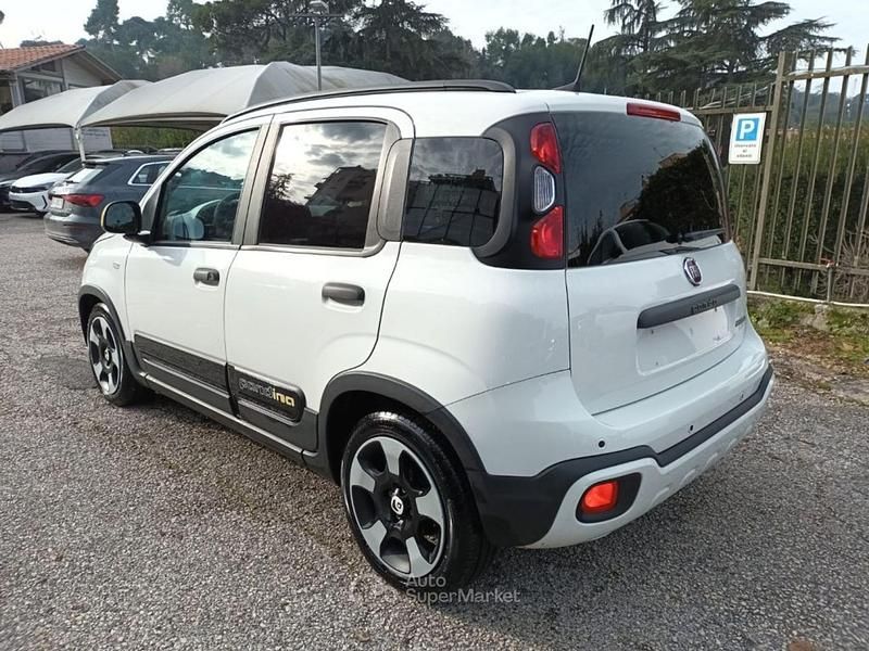 Usata Fiat Panda 70 CV (51 kW) 2025 Bianco Utilitaria