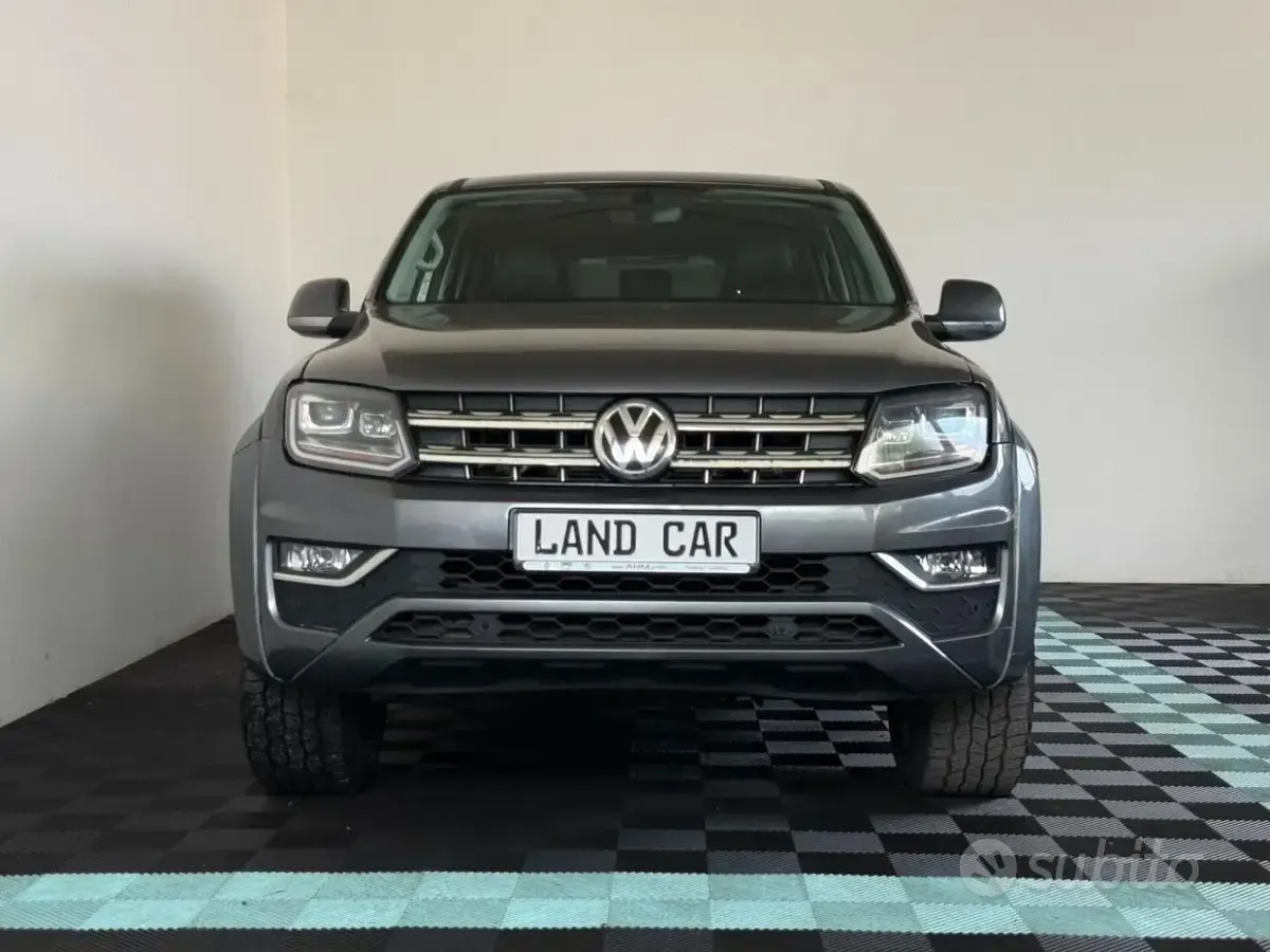 Usata VW Amarok Aventura 224 CV (164 kW) 2017 Grigio Pick-up