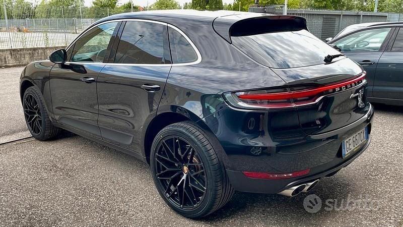 Usata Porsche Macan Sport 354 CV (260 kW) 2021 Nero SUV