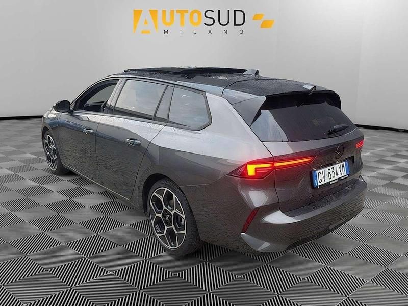 Usata Opel Astra Ultimate 136 CV (100 kW) 2024 Grigio Station wagon