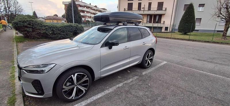 Usado Volvo XC60 Plus 197 HP (144 kW) 2024 SUV