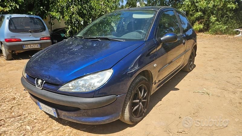 Usata Peugeot 206 68 CV (50 kW) 2006 Blu Utilitaria