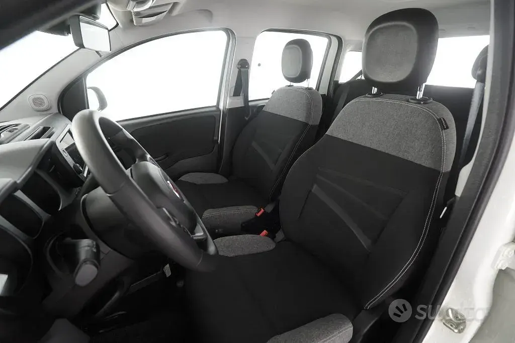 Usado Fiat Panda 4x4 Wild 86 CV (63 kW) 2022 Blanco Utilitario