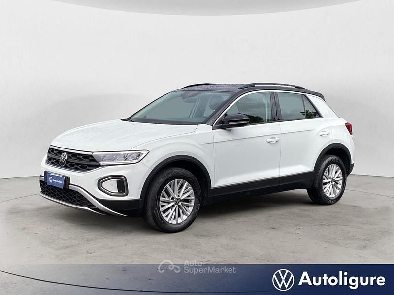 Usata VW T-Roc Life 110 CV (80 kW) 2023 Bianco SUV