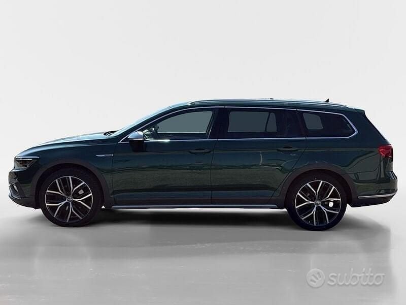 Usata VW Passat Alltrack 190 CV (139 kW) 2019 Verde Station wagon