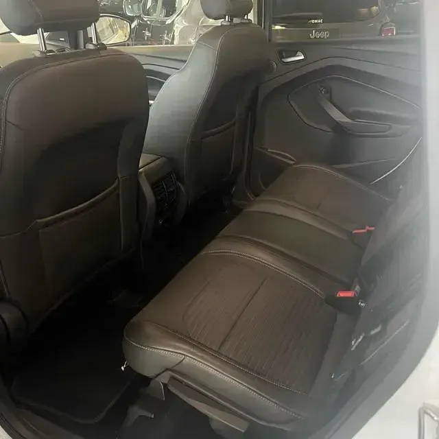 Usata Ford Kuga Titanium 150 CV (110 kW) 2018 Bianco SUV