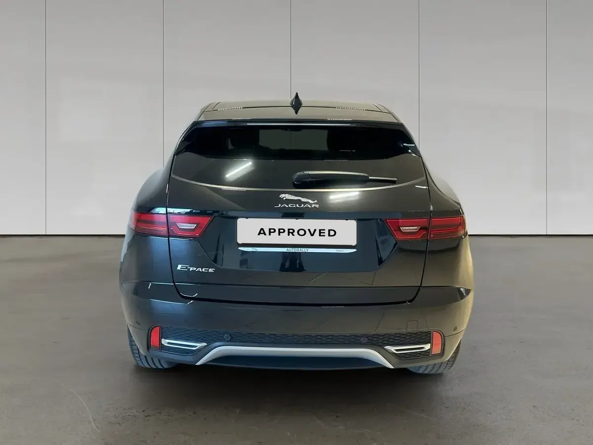Usata Jaguar E-Pace SE 163 CV (119 kW) 2022 Nero SUV