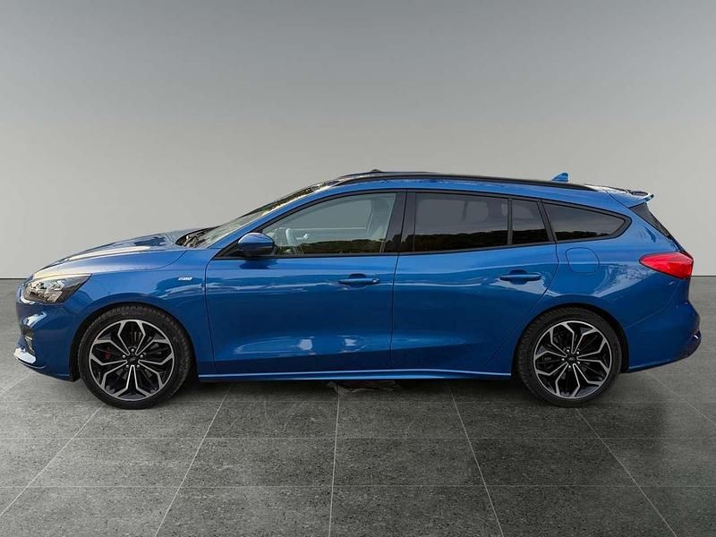 Usata Ford Focus ST-Line 120 CV (88 kW) 2020 Blu/azzurro Station wagon
