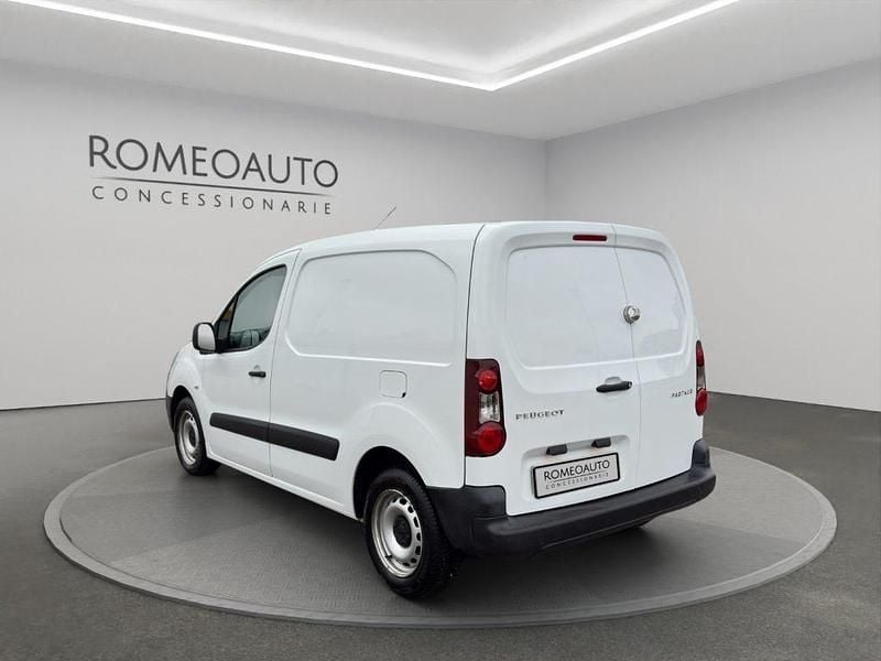 Usata Peugeot Partner 75 CV (55 kW) 2017 Bianco pastello Monovolume