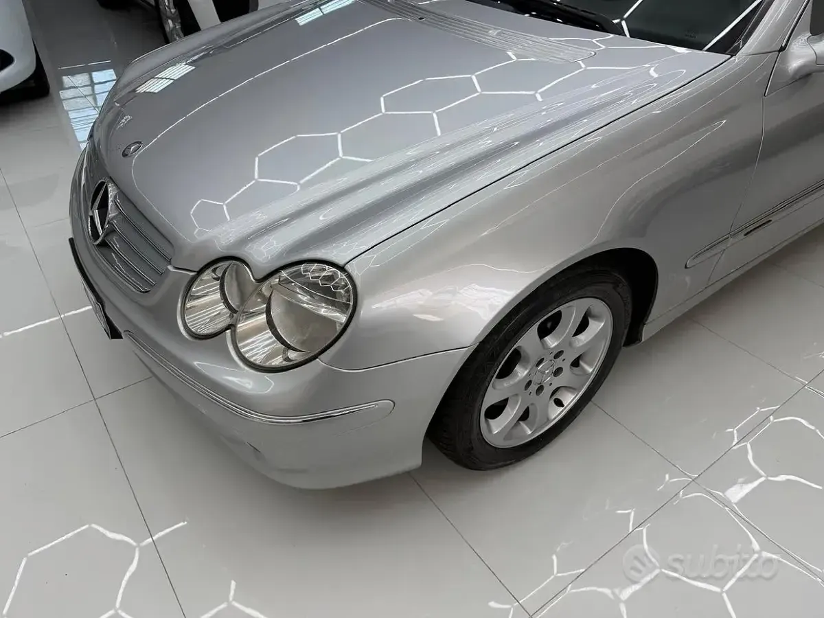 Usata Mercedes CLK270 Avantgarde 170 CV (125 kW) 2002 Grigio Coupé