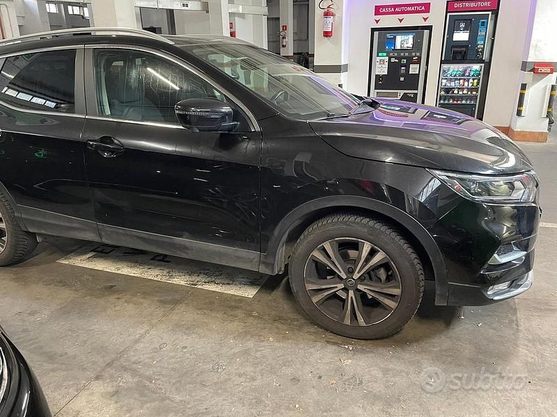 Usata Nissan Qashqai N-Connecta 160 CV (117 kW) 2020 Nero SUV