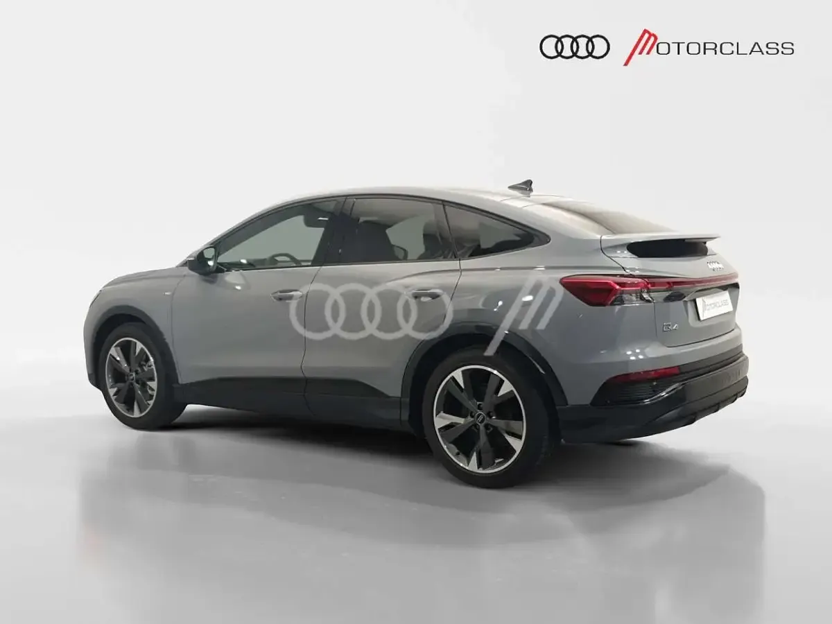 Usata Audi Q4 Sportback e-tron S-Line 88 kW (121 CV) 2025 Grigio selce SUV