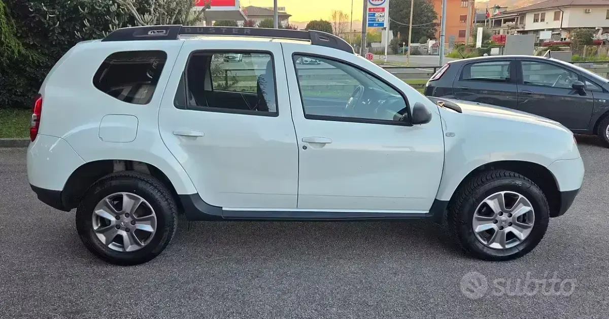 Usata Dacia Duster 109 CV (80 kW) 2016 Bianco SUV