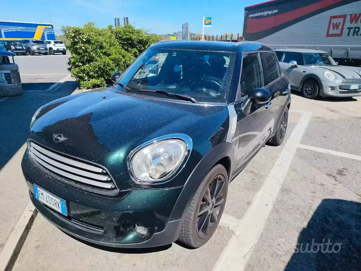 Usata Mini Countryman 136 CV (100 kW) 2012 Verde SUV