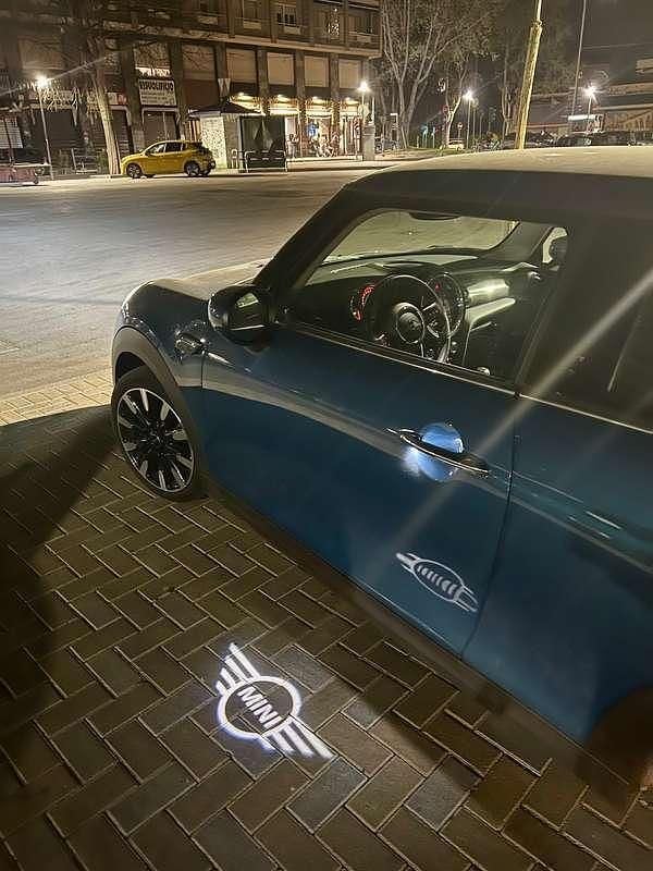 Usata Mini ONE Essential 102 CV (75 kW) 2022 Blu/azzurro Utilitaria