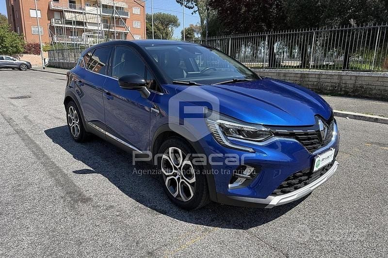 Usata Renault Captur Intens 101 CV (74 kW) 2020 Blu SUV